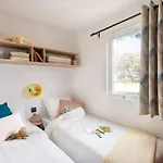 Mobil-home Prestige Avec Terrasse, 3 Chambres, 6 Couchages - Api-1-52-645 مكان تخييم